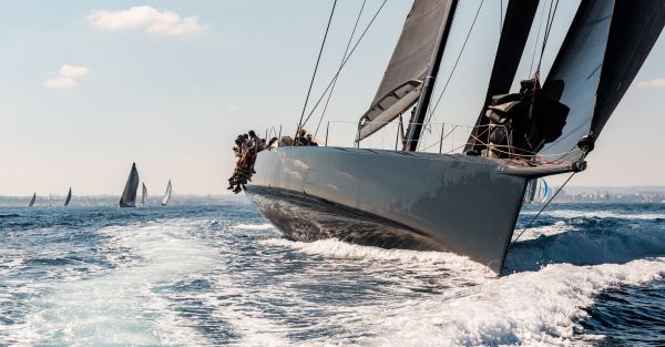 <p class="text-center"><strong>YACHT BROKERAGE</strong></p>
